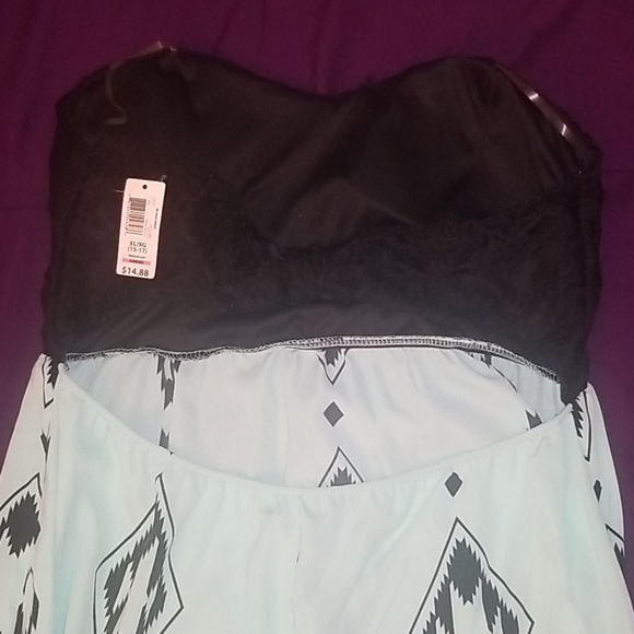 Dress - Picture 3 of 6